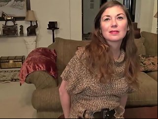 Real Mom Fucks Hairy Pussy On Carpet
